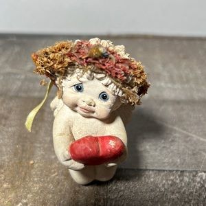 Vintage 1995 Dreamsicles Figurine "Hearts Desire" Made in Mexico